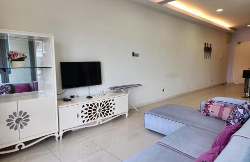 Downtown Kota Kinabalu Apartment | Imago The Loft 7 to 10 pax 2 bathroom 2 to 3 bedroom - LSS HomeStay