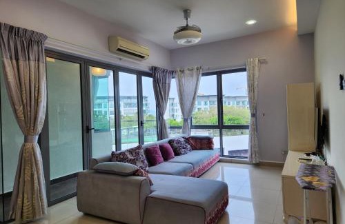 Downtown Kota Kinabalu Apartment | Imago The Loft 7 to 10 pax 2 bathroom 2 to 3 bedroom - LSS HomeStay