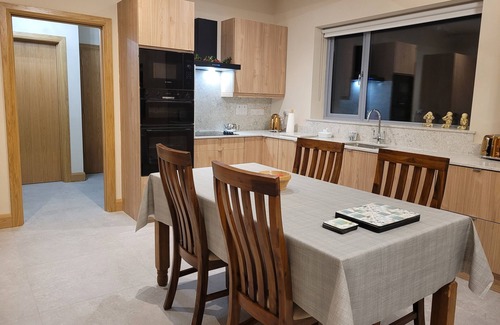 Crosswell Cottage | Immaculate 2-Bed Cottage in Tuam