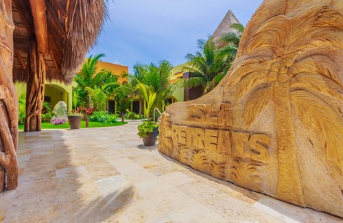 Colonia Salina Chica Villa | Immaculate boutique hotel! Heated pool, BBQ, 5min to Playa Norte, local area
