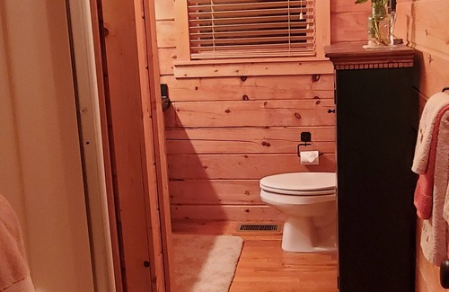 Clayton Cabin | Immaculate Cozy Cabin W/ Breathtaking Views