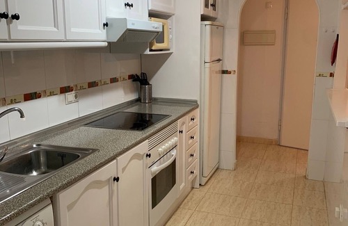 Pilar de la Horadada Apartment | Immaculate Ground Floor 2 Bed Apartment In Gated Community With Pool