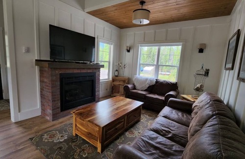 Martin City Cottage | Immaculate Farm Cottage on 40 Acres - Minutes from Glacier National Park