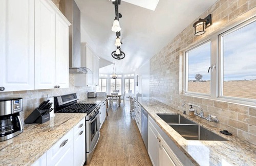 West Newport Condo | Immaculate Home-Away-From-Home! Fantastic Oceanview Deck | Darling Interior | A Newport Standout!