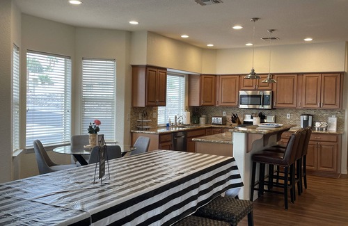 Sunridge Estates House | Immaculate home minutes from Laughlin & Lake Mohave