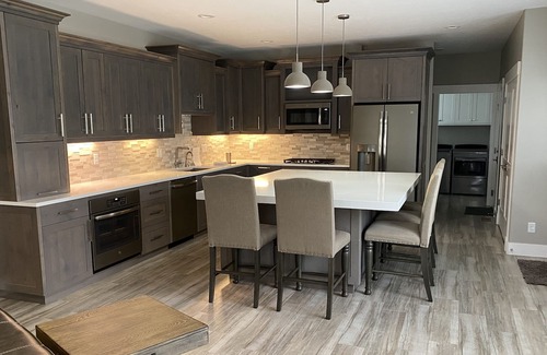 Idaho Falls House | Immaculate house w/hot tub, close to major hot spots Idaho Falls.