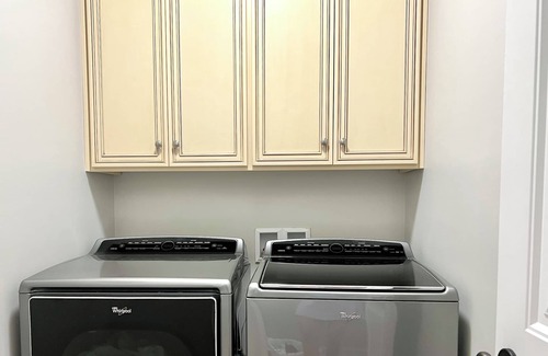 Saint Simons Island House | Immaculate Saint Simons Townhouse 3 Bed/2.5 Bath, Pool, 2 Bikes, Pets Welcome