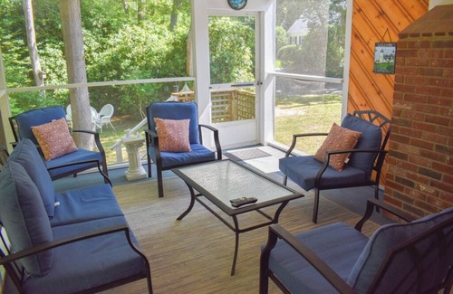 West Harwich House | Immaculate three bedroom home in West Harwich!