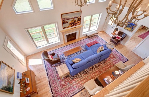 Bovina Center House | Immense 4BR Mountain Top Home with Acres of Privacy and Peace