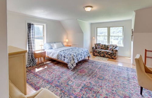 Bovina Center House | Immense 4BR Mountain Top Home with Acres of Privacy and Peace