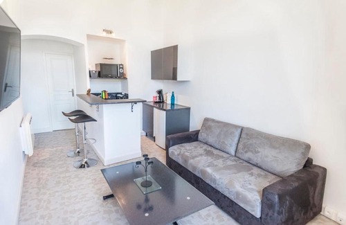 Riou - Petit Juas - Av de Grasse Apartment | IMMOGROOM - Center - Modern - 10 min from Palais des Festivals