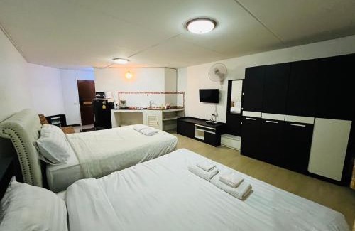 Ban Mai Apartment | IMPACT challenger ห้องพักรายวัน เมืองทองธานี ตึก C9, P2, P1 每日房