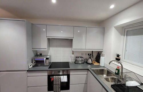 Haversham House | Impeccable 2-bed House in Milton Keynes