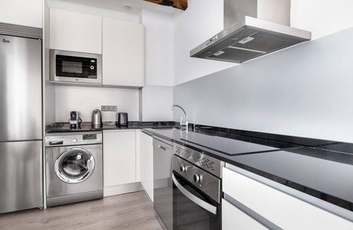 Gaztambide Apartment | Impeccable Chamberí 2BR with amazing terrace, near the city center, by Blueground
