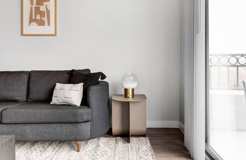 Rampart Village Apartment | Impeccable Koreatown 1BR near 6th St bars & restaurants, by Blueground
