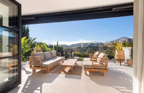 Benahavis Villa | Impeccable luxury villa