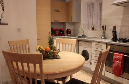 Dagenham Apartment | Impeccable spacious 1-Bed Apart in London Dagenham