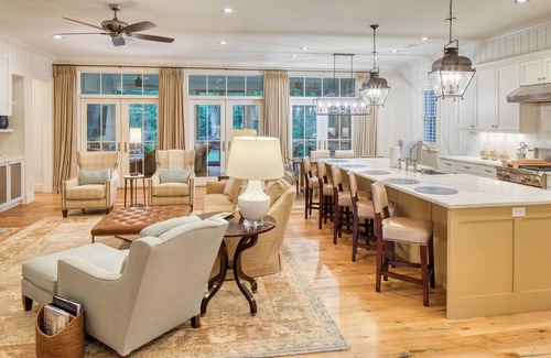 Olde Town House | Impeccably Designed Home in Wilson Cottages