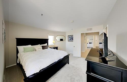 Imperial Beach Apartment | Imperial Beach Club Unit 303