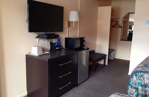 Cortland Hotel | Imperial Motel