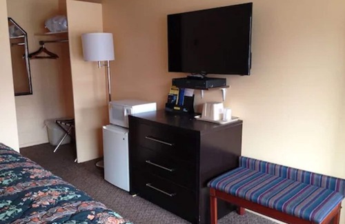 Cortland Hotel | Imperial Motel