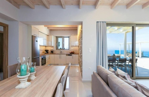 Zerviana Villa | Imposing Lux Villa for 7 guests overlooking Phalasarna Beach