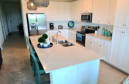 Lakewood Ranch Condo | Impressive 2/bed, 2/bath condo in beautiful Lakewood National