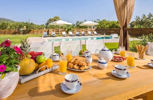 Alykes Villa | Impressive Stone-Built Villa, A/C and Private Pool just 650 meters from Alykes Beach Resort!