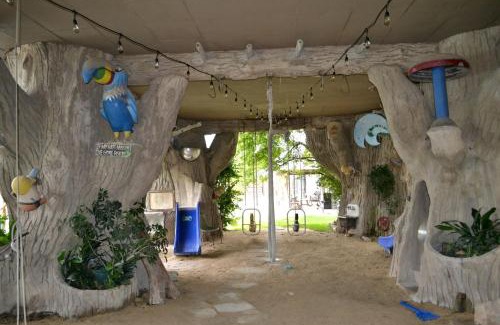 New Braunfels House | Impressive Tree House near the Guadalupe River in New Braunfels, Texas