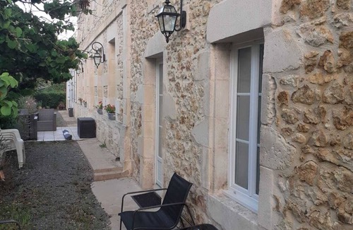 Vendays-Montalivet House | In a character property, 6-person gîte ideal for families.
