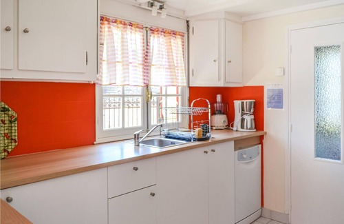 Saint-Andre-dAllas House | In an excellent location between the three villages of Sarlat, Les Eyzies and Lascaux you will find