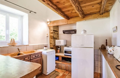 Fontiers-Cabardes House | In beautiful countryside welcomes you charming cottage with private swimming pool.