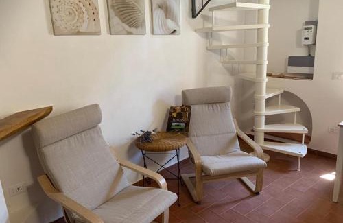 Casale Marittimo Apartment | In piazza Casale Marittimo