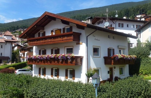 Ortisei Apartment | In the best location in Ortisei/Val Gardena Dolomites Holidays without a car