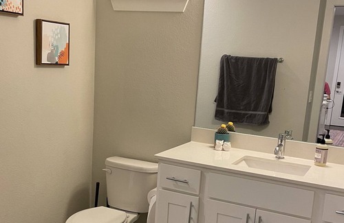 Jefferson Park House | In the Center of Denver's Best: Walk to LoHi, Downtown, Breweries + Park
