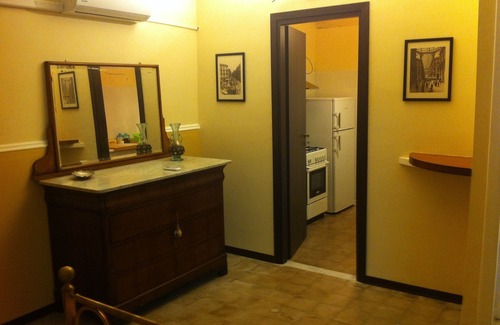 Vomero Apartment | In the drawing room of Naples