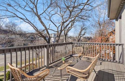 Hillsboro Village House | In the Heart of 12 South and Belmont 5 Beds 3 Bedrooms and 3 Full Bathrooms