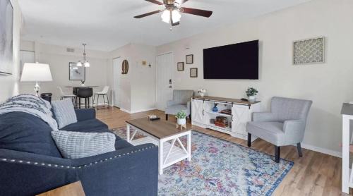 Indian Bayou Apartment | In The Heart of Destin ! Close To Beach and Restaurants! Dancing Cloud 260
