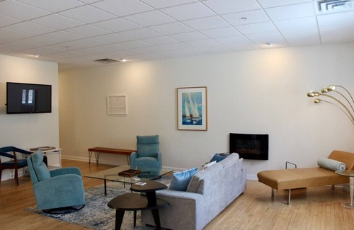 Saint Joseph Apartment | In the Heart of Downtown St. Joe, 2 BD, 1 BA Apt.