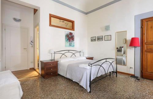 Duomo Apartment | In the Heart of Florence, Dante, with Private Terrace