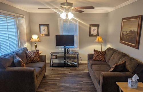 Sans Souci House | In the heart of Greenville, SC. 4 miles from downtown attractions