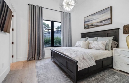 Coquina Sands House | In the heart of Naples - Casa de Coquina 🌅