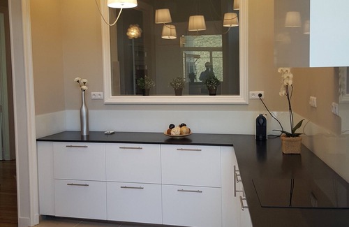 Centre Erlon Apartment | In the heart of Reims! 500m from the cathedral! Large 3-bedroom apartment with view