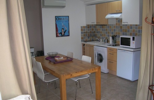 Saint-Florent Apartment | In the heart of the village, apartment with sea view