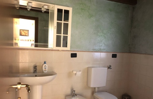 Saint-Pierre House | In the heart of the village