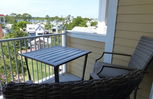 Baytowne Wharf Condo | In the heart of the action Baytowne Wharf! Observation Point North! Water View!