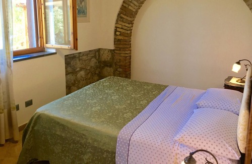 Santa Luce House | In the Heart of Tuscany, fabulous Farmhouse surrounded by greenery and with every comfort!
