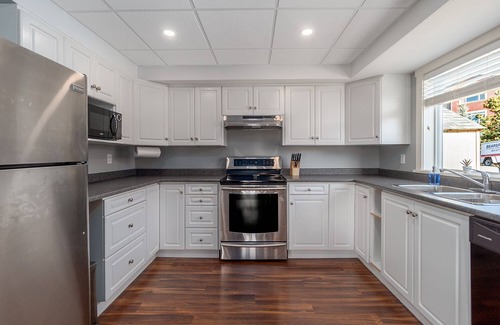 Central Okanagan House | In the heart of wine country and minutes from the beach