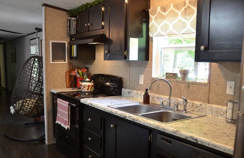 Burkesville House | In the woods, at a dead end, private