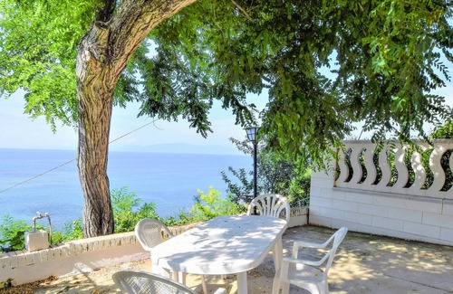 Briatico Apartment | In this vacation apartment directly on the beach your vacation will be a pleasure.